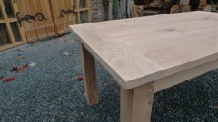 eiken houten tafel